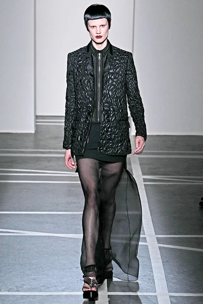 Look 5